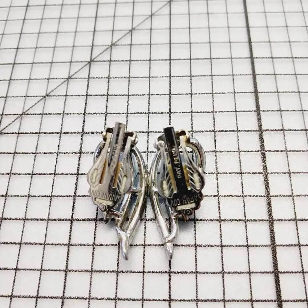 Earrings Clip VTG Sarah Coventry Pat Pend Silver Tone Leaf Leaves Mid Century